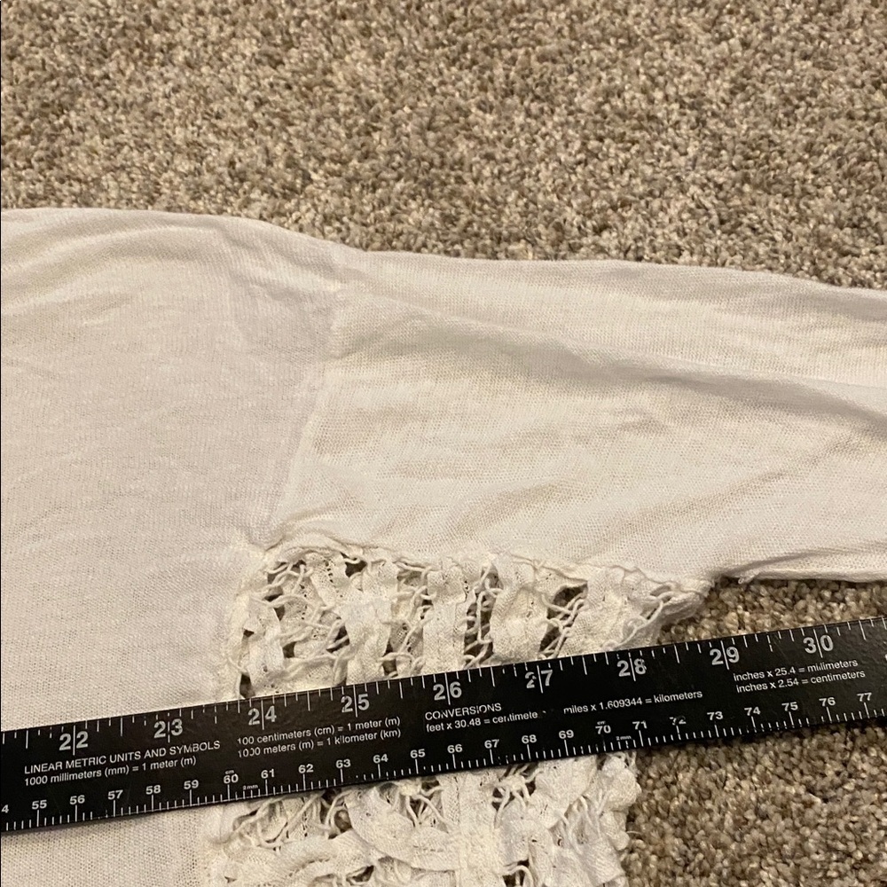 Free People Love Me Do White Lace Sleeve Women's Oversize Top. Size L. - Picture 13 of 16